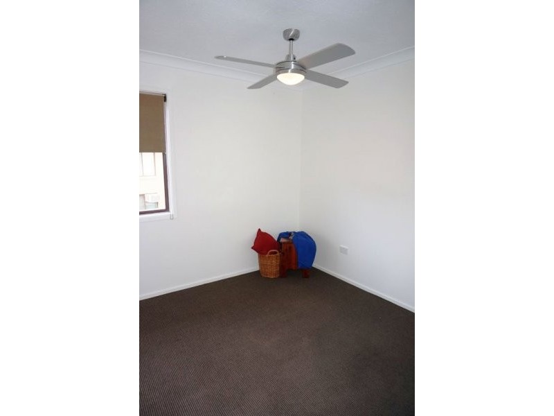 4/3 Angie Court, Mermaid Waters QLD 4218