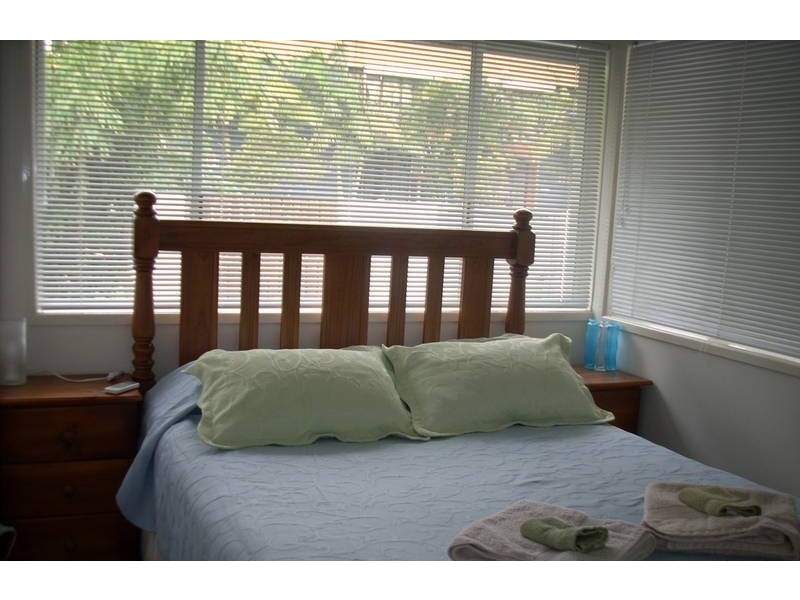 24 Lemana Lane, Burleigh Heads QLD 4220