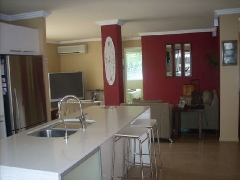 24 Lemana Lane, Burleigh Heads QLD 4220