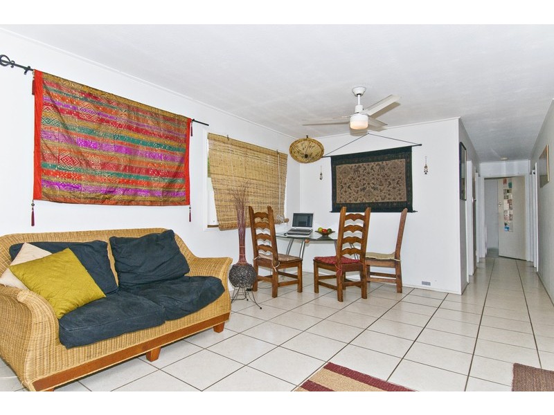 118 Nobby Parade, Miami QLD 4220