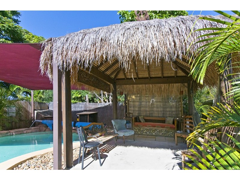 118 Nobby Parade, Miami QLD 4220