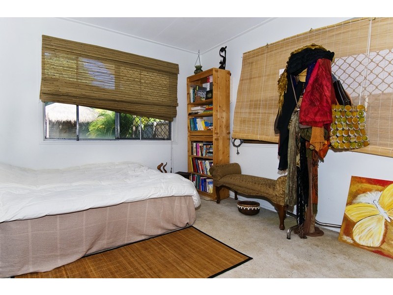 118 Nobby Parade, Miami QLD 4220