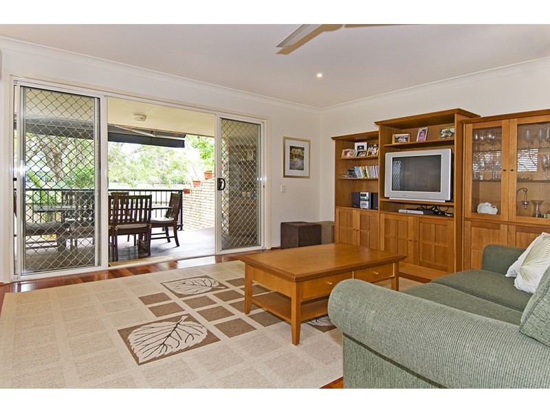 2/14 Nobby Parade, Miami QLD 4220