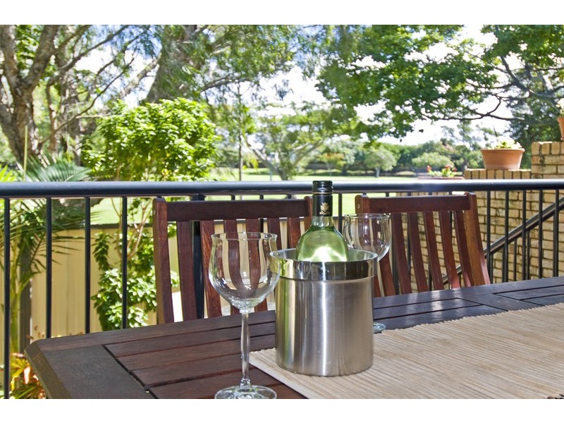 2/14 Nobby Parade, Miami QLD 4220