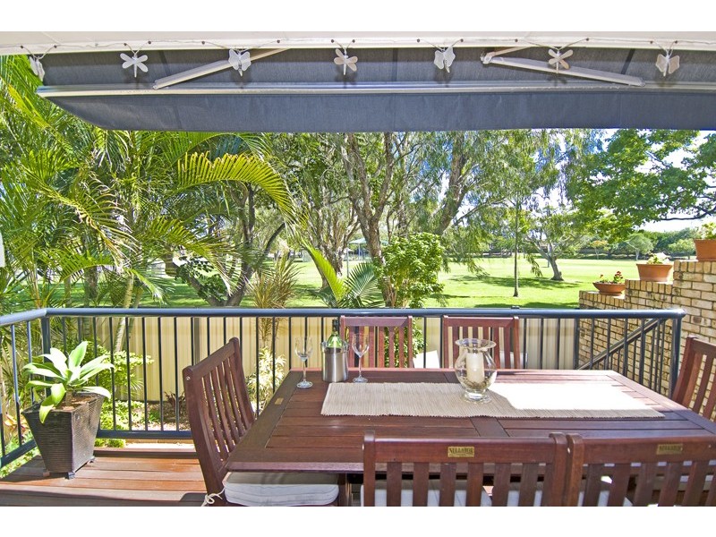 2/14 Nobby Parade, Miami QLD 4220