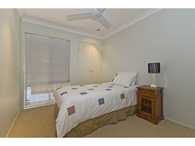 77 Cassowary Dv, Burleigh Waters QLD 4220