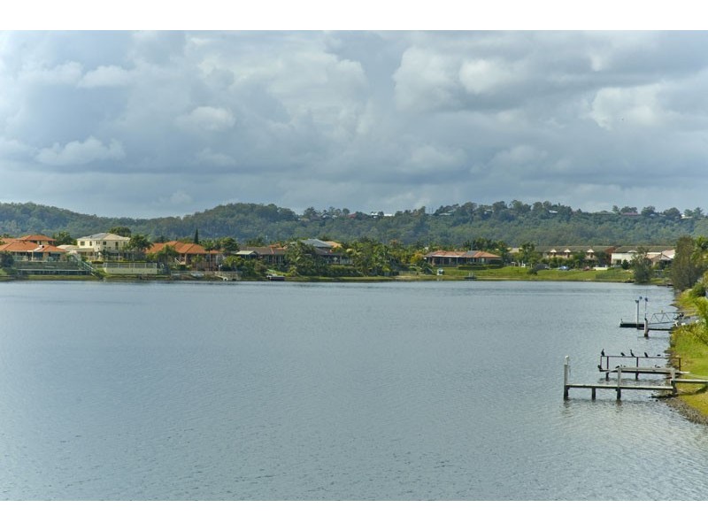77 Cassowary Dv, Burleigh Waters QLD 4220