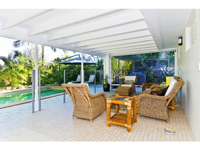 23 Curlew Crescent, Burleigh Waters QLD 4220