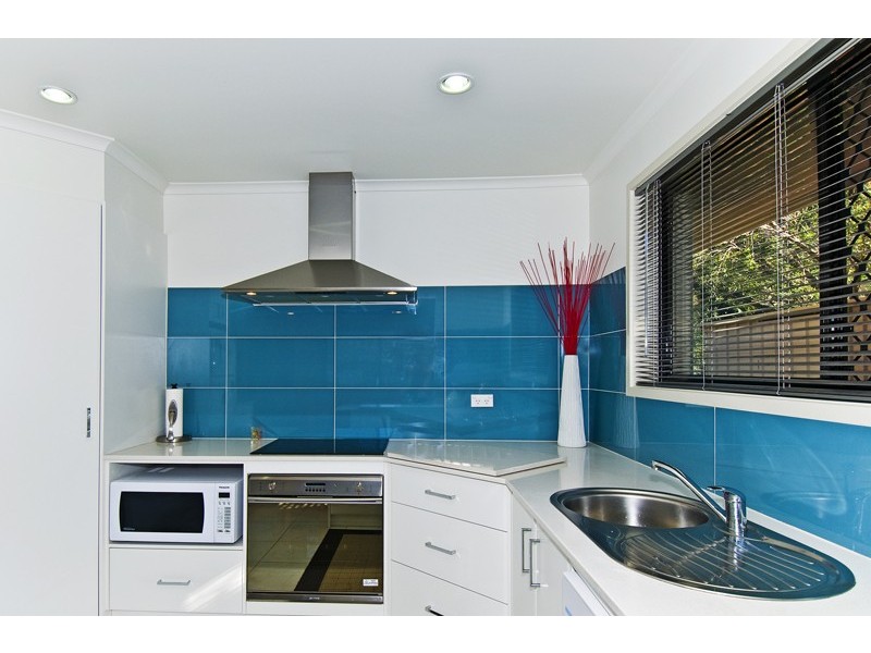 23 Curlew Crescent, Burleigh Waters QLD 4220