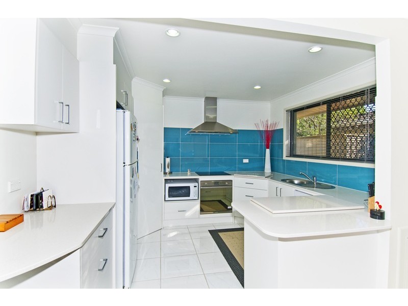 23 Curlew Crescent, Burleigh Waters QLD 4220