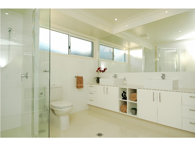 Burleigh Waters QLD 4220