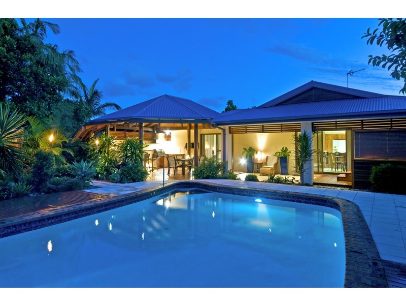 91 Burleigh St, Burleigh Waters QLD 4220