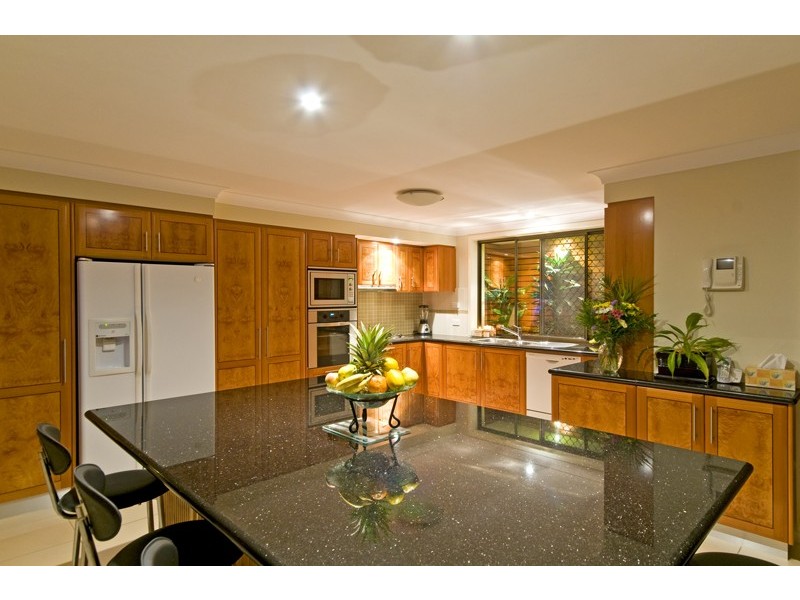 91 Burleigh St, Burleigh Waters QLD 4220