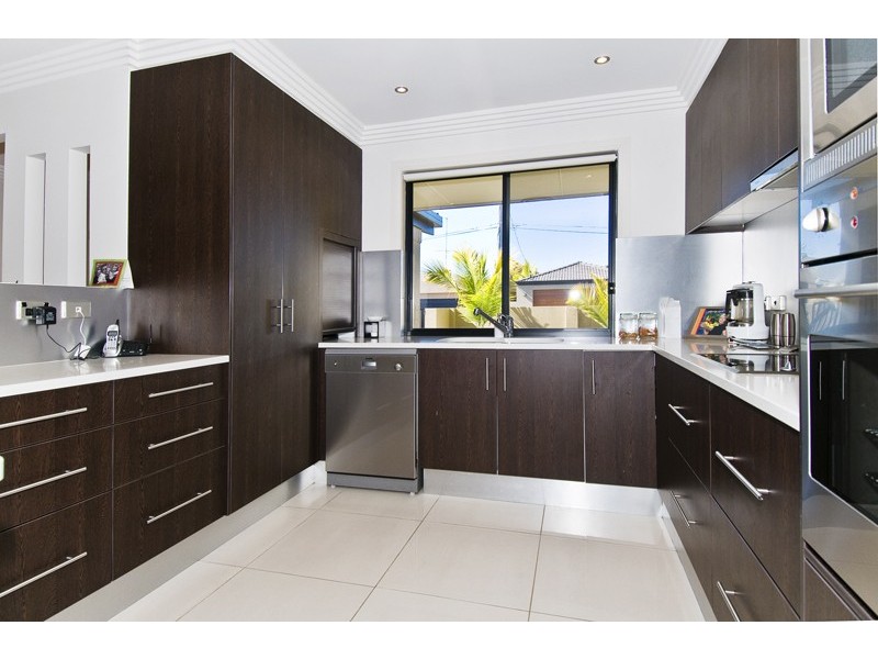 Burleigh Waters QLD 4220