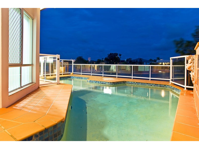 Burleigh Waters QLD 4220