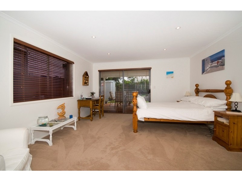 Burleigh Waters QLD 4220