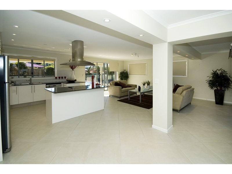 Burleigh Waters QLD 4220