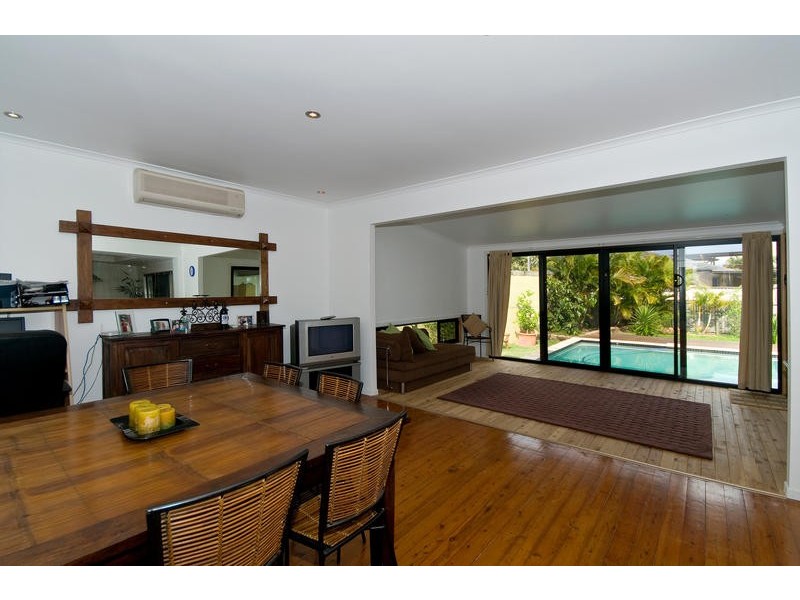 Burleigh Heads QLD 4220