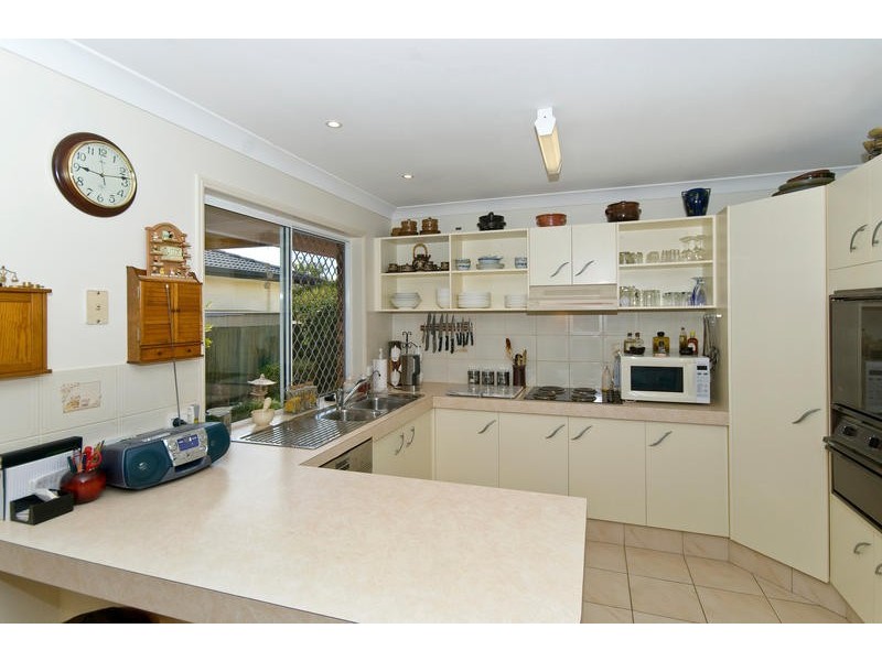 30 Whistler Drive, Burleigh Waters QLD 4220