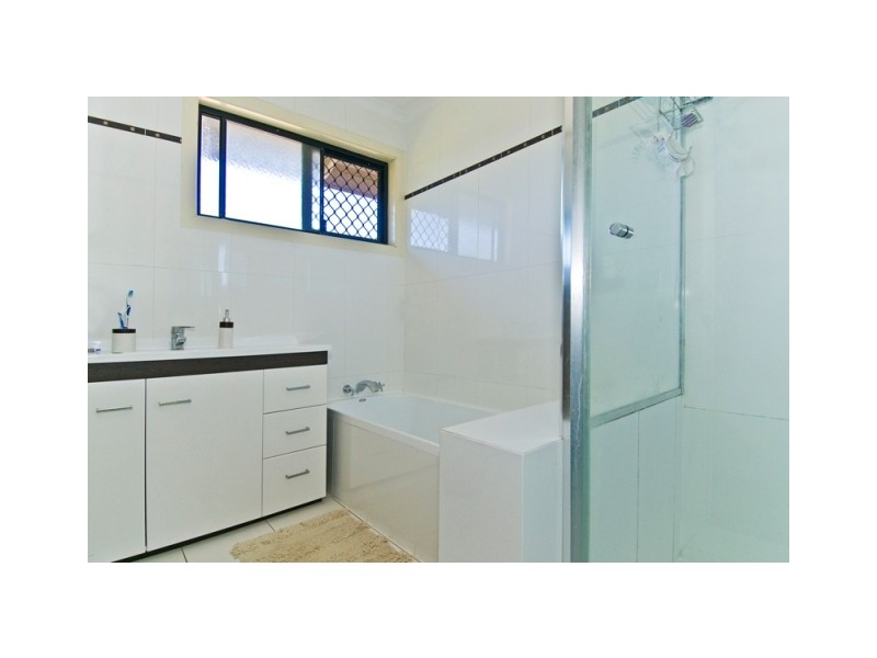 Burleigh Waters QLD 4220