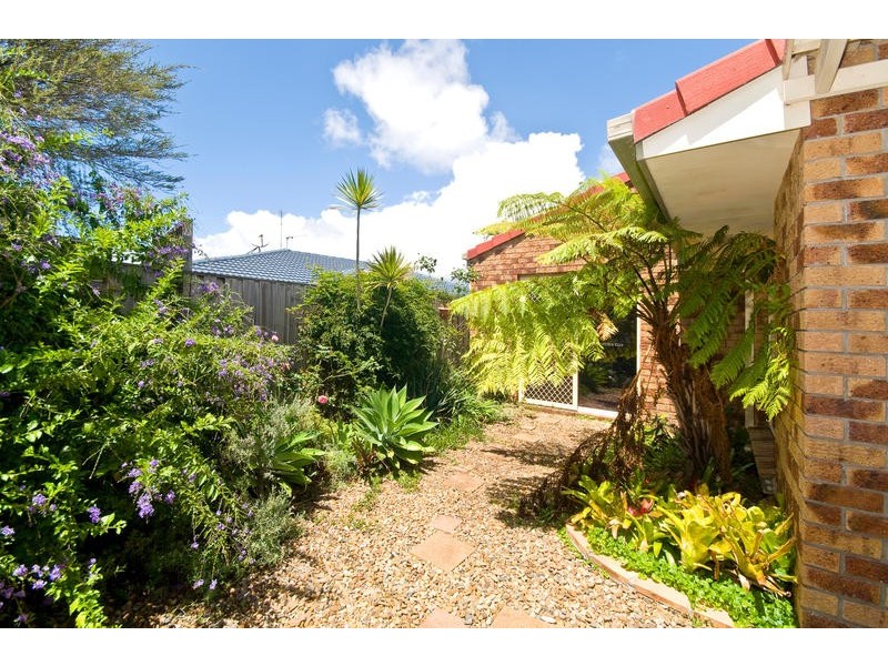 32 Mojave Drive, Burleigh Waters QLD 4220