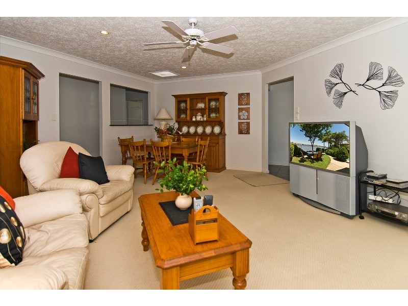 Varsity Lakes QLD 4227