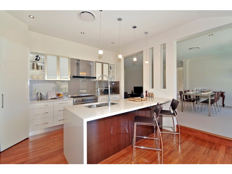 Burleigh Waters QLD 4220