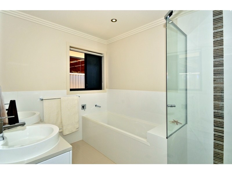 Burleigh Waters QLD 4220