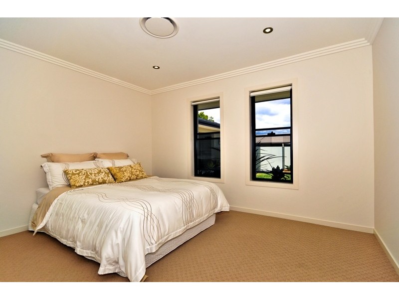 Burleigh Waters QLD 4220