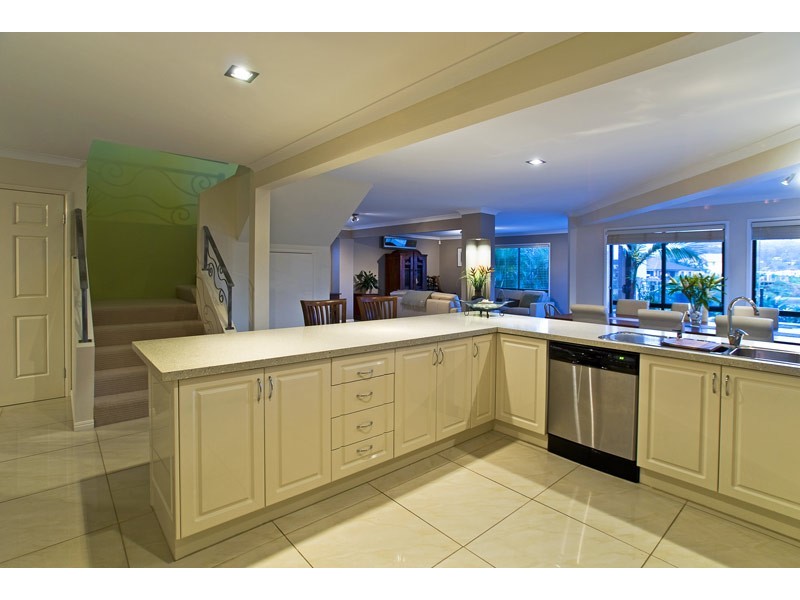 Burleigh Waters QLD 4220