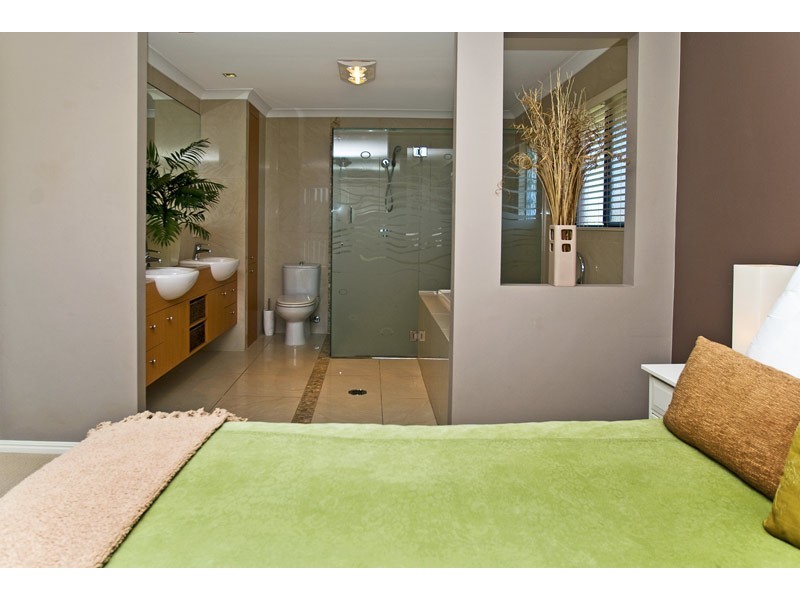 Burleigh Waters QLD 4220