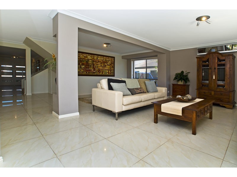 Burleigh Waters QLD 4220