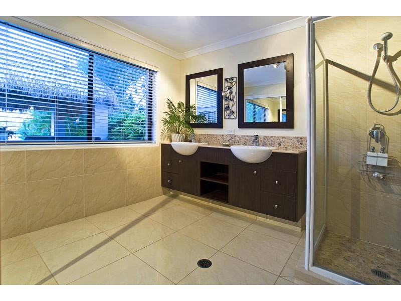 Burleigh Waters QLD 4220