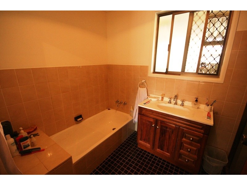 Burleigh Waters QLD 4220