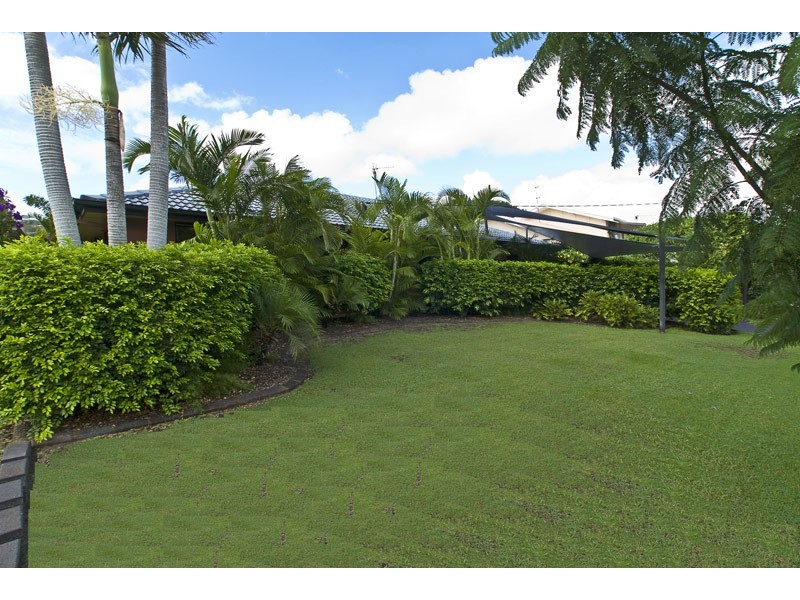 10 Tern Drive, Burleigh Waters QLD 4220