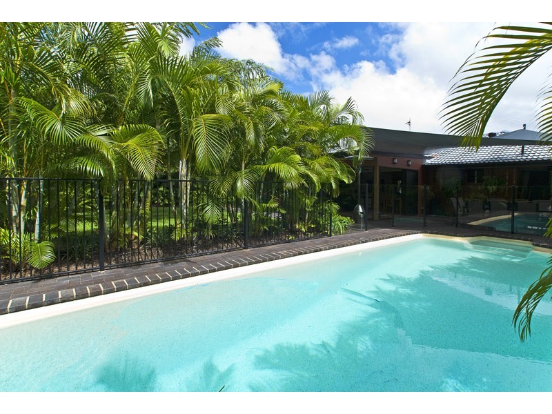 10 Tern Drive, Burleigh Waters QLD 4220