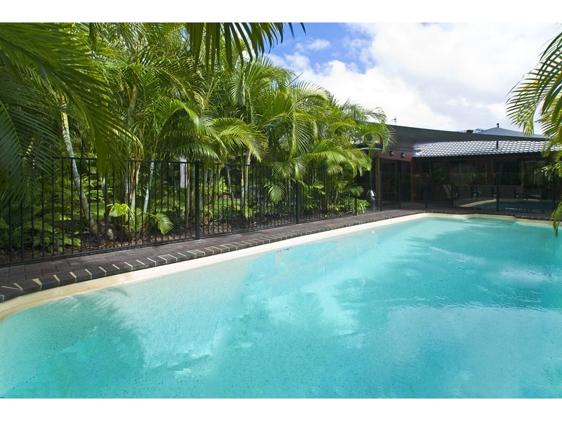 10 Tern Drive, Burleigh Waters QLD 4220