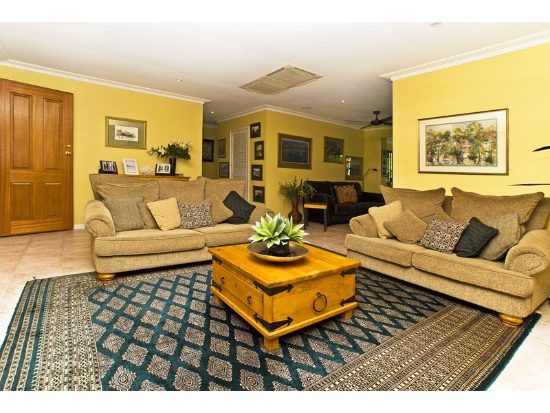 10 Tern Drive, Burleigh Waters QLD 4220
