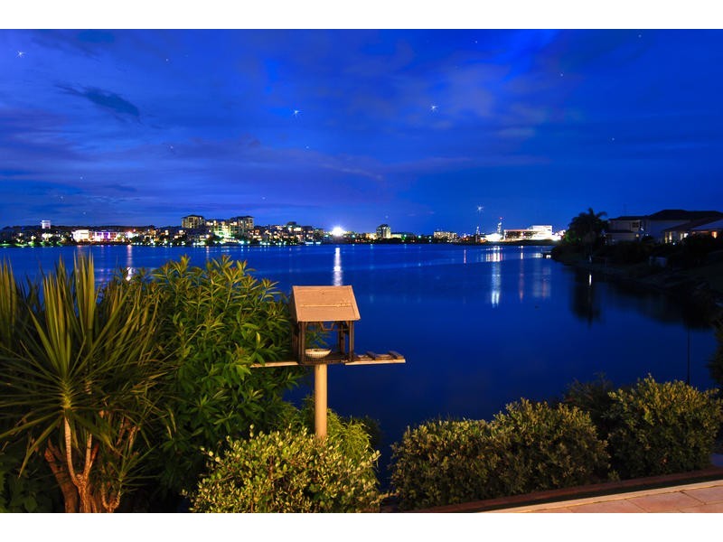 Varsity Lakes QLD 4227