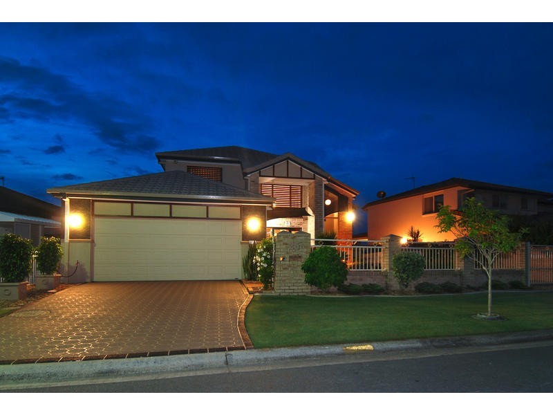 Varsity Lakes QLD 4227
