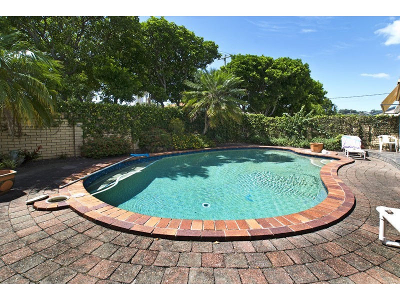 Burleigh Waters QLD 4220