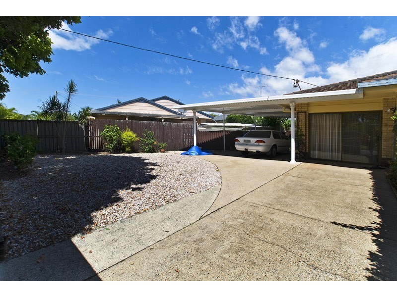 Burleigh Waters QLD 4220