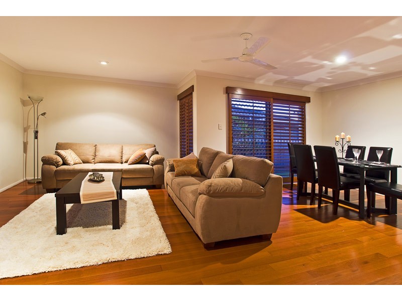 9 Pintail Crescent, Burleigh Waters QLD 4220