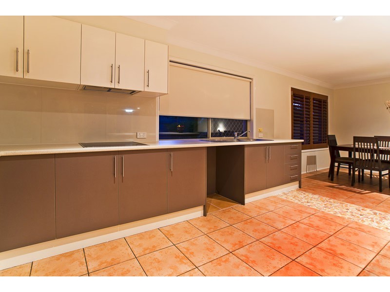 9 Pintail Crescent, Burleigh Waters QLD 4220