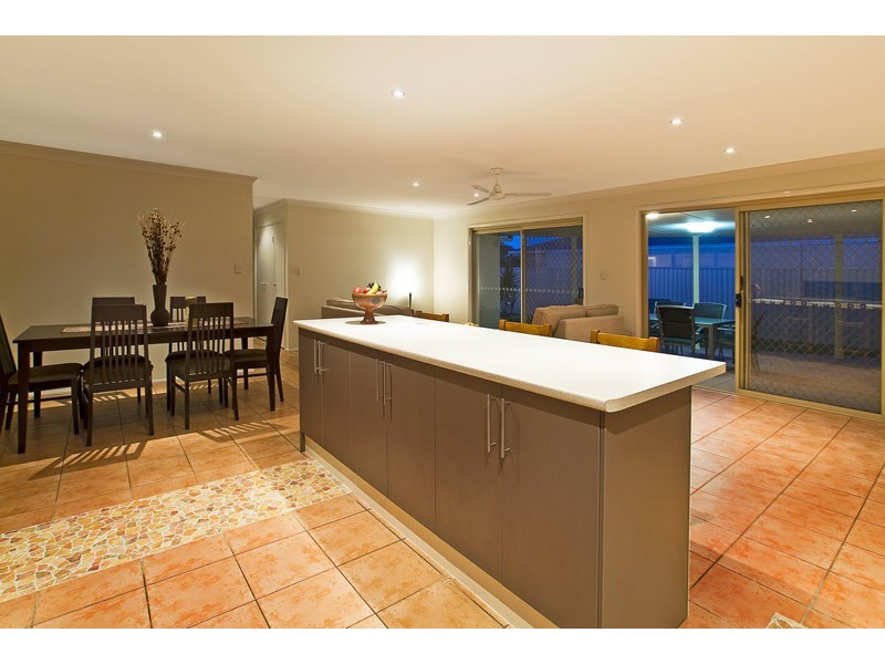 9 Pintail Crescent, Burleigh Waters QLD 4220