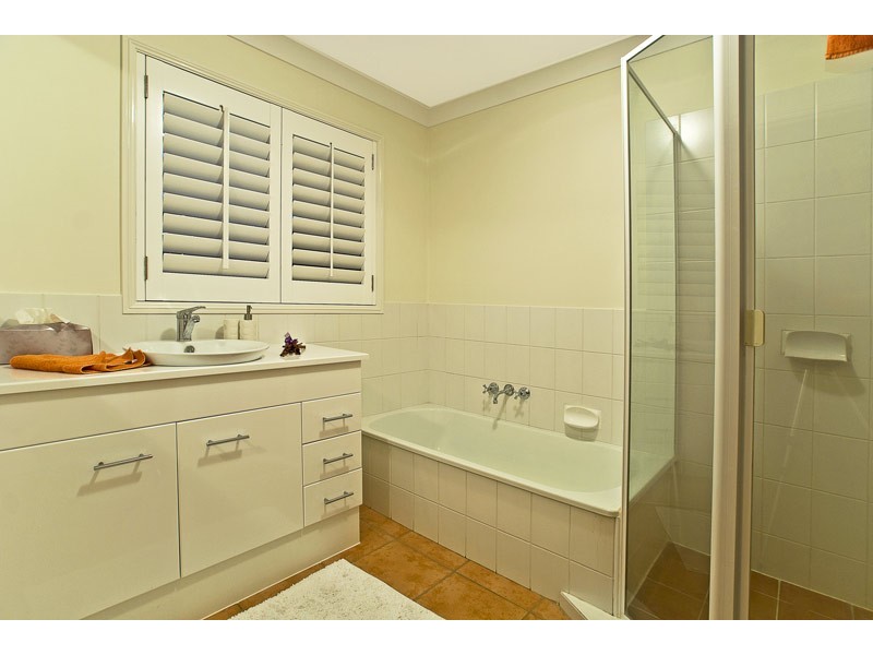 9 Pintail Crescent, Burleigh Waters QLD 4220