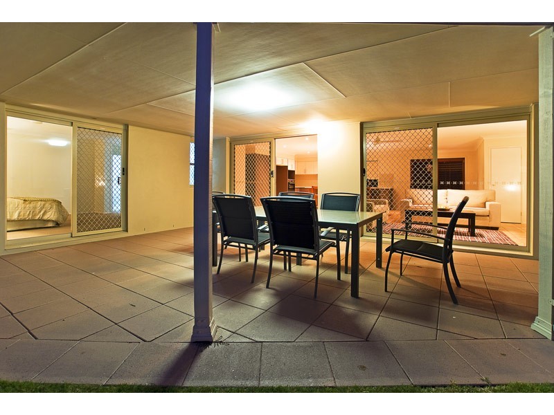 9 Pintail Crescent, Burleigh Waters QLD 4220