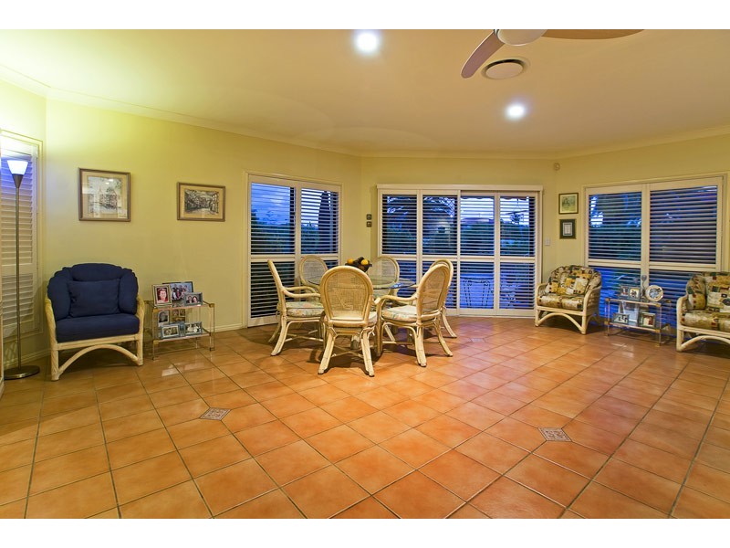 132 Dunlin Drive, Burleigh Waters QLD 4220