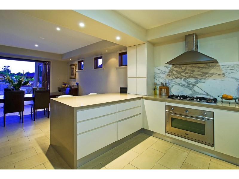 Broadbeach Waters QLD 4218