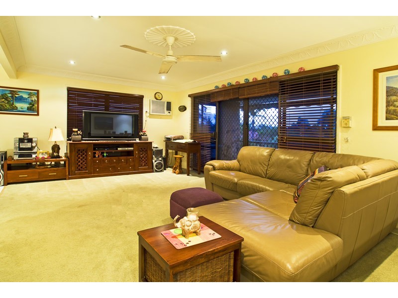 Burleigh Waters QLD 4220